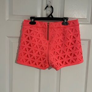 Lilly Pulitzer Pink Laser Cut Shorts Size 0 EUC Pink